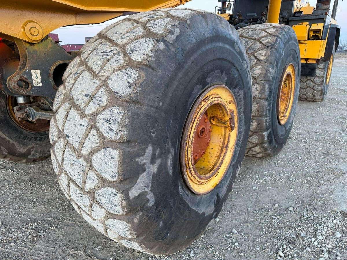 Komatsu HM 400-2, самосвалы