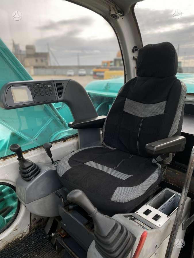 Kobelco SK-200 LC Mark V, excavator