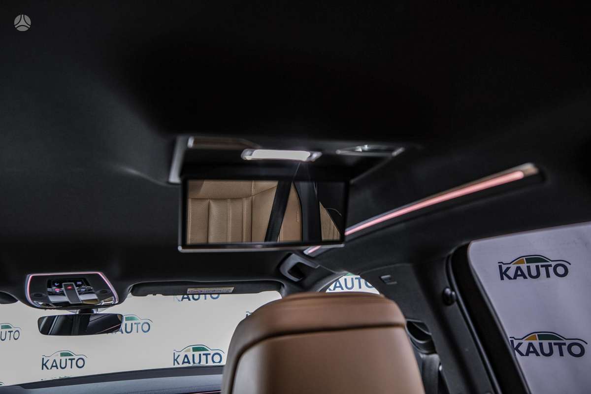 Audi A8, 3.0 l., Седан