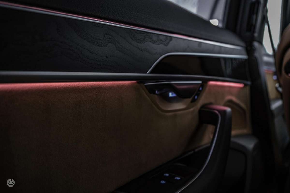 Audi A8, 3.0 l., Седан