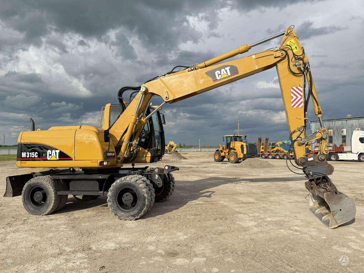 Caterpillar M315C, ekskavatoriai