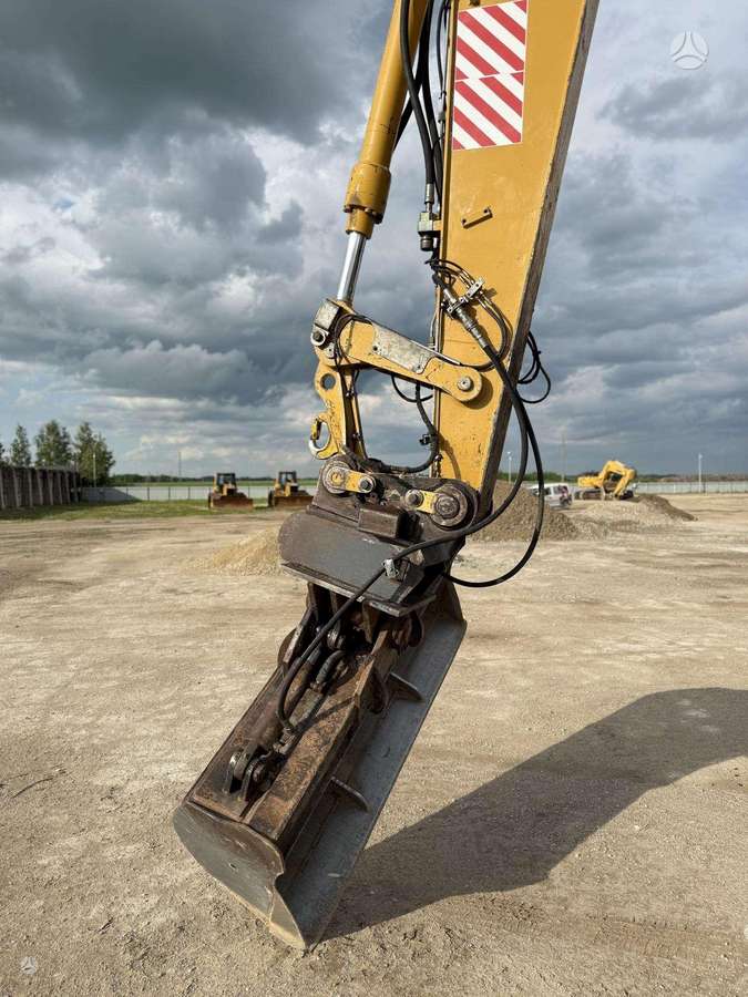 Caterpillar M315C, ekskavatoriai