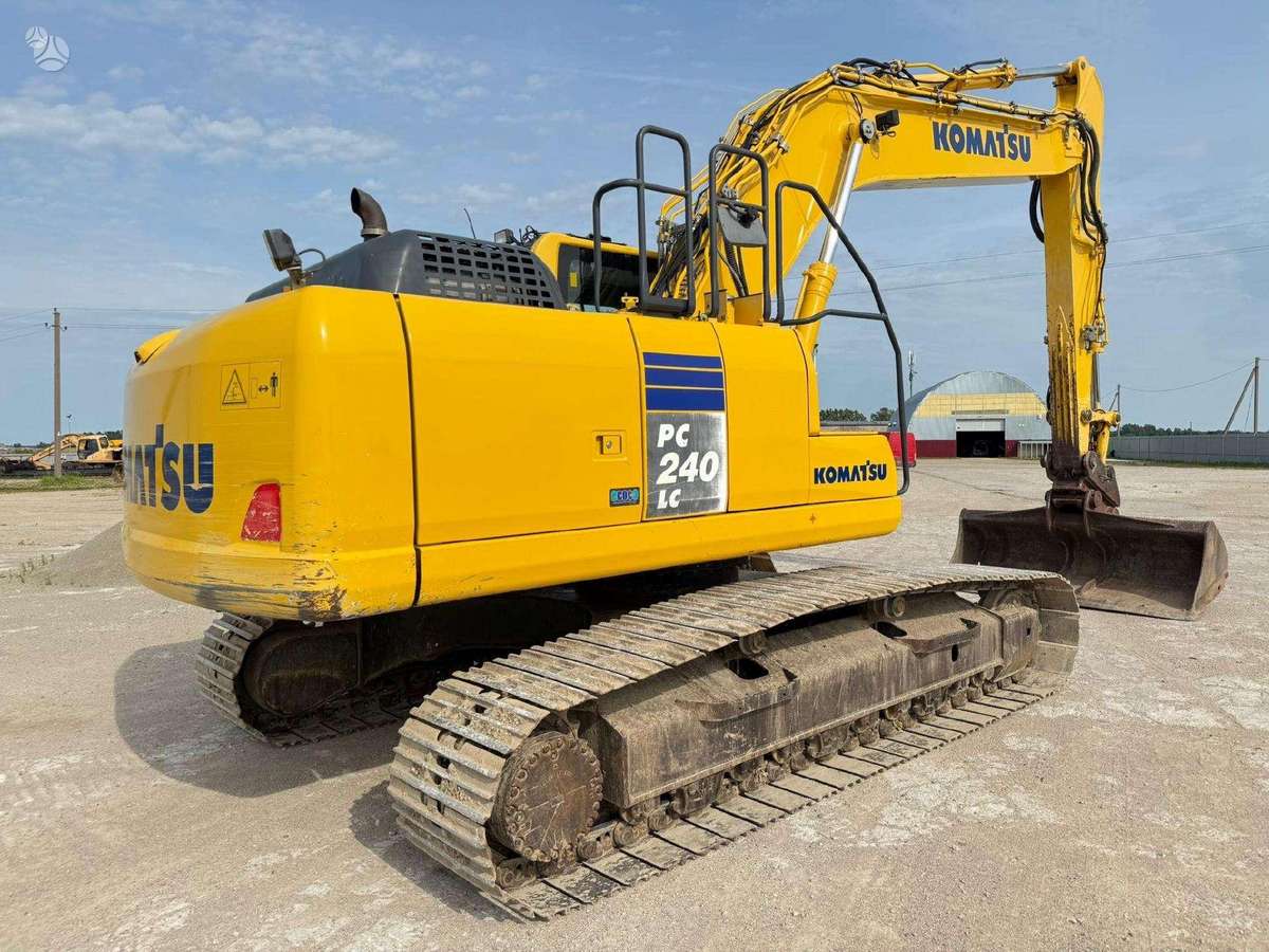 Komatsu PC 240 LC-10, экскаваторы