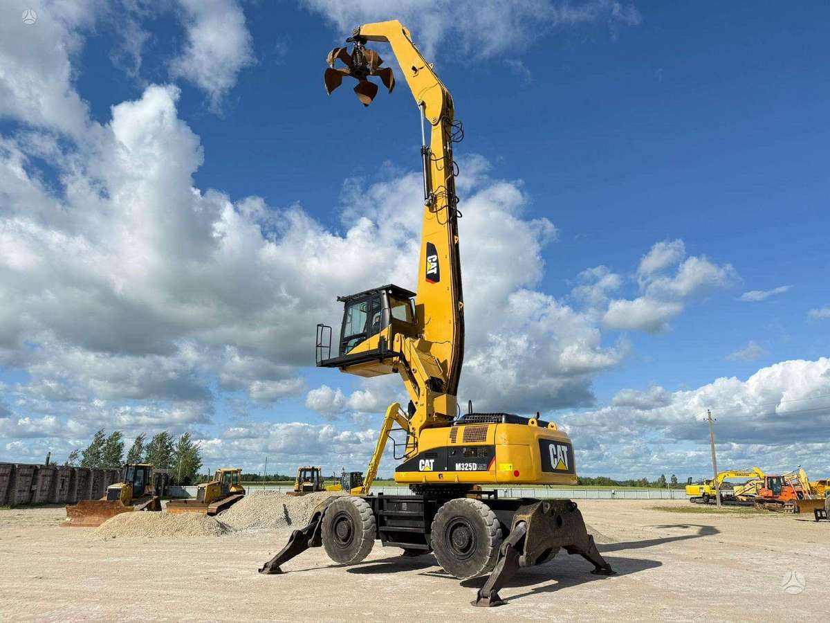 Caterpillar M 325 DLMH, ekskavatori