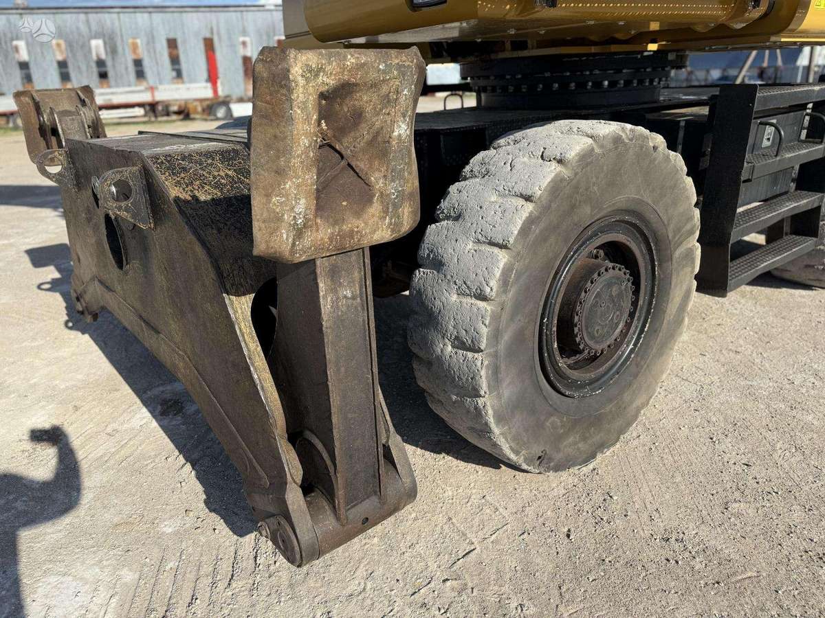 Caterpillar M 325 DLMH, ekskavatori