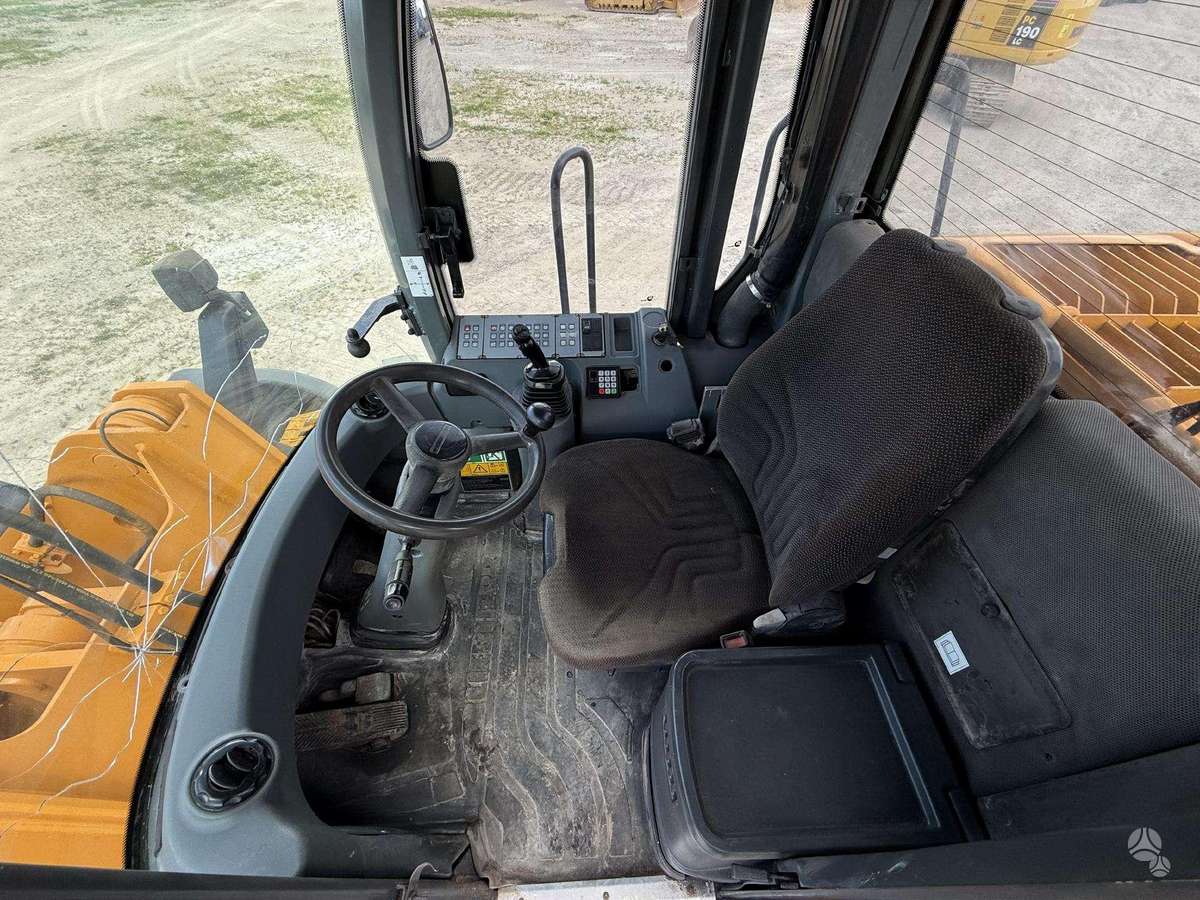 Liebherr L 550 , quick coupler, frontaliniai krautuvai