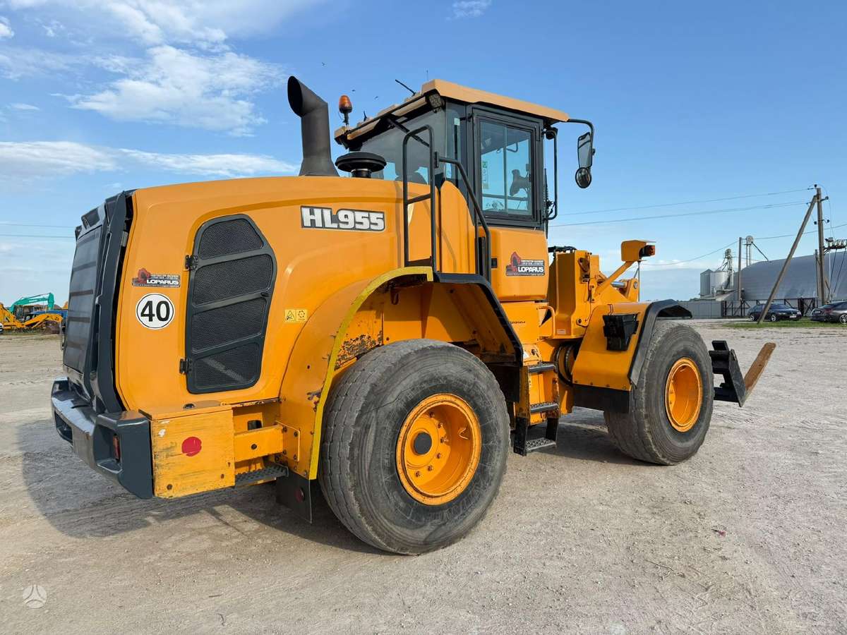 Hyundai HL 955, frontal loader
