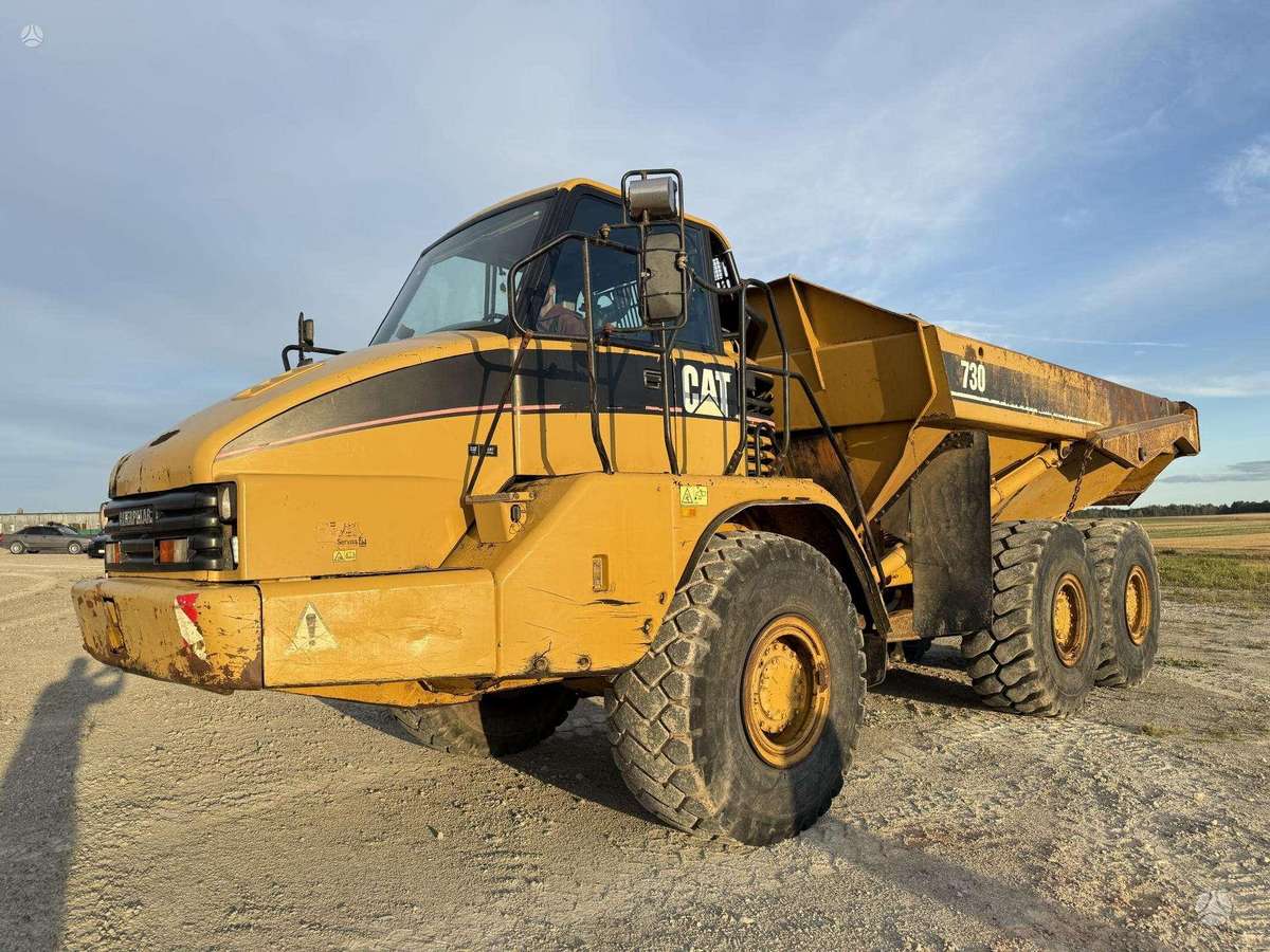 Caterpillar 730, самосвалы