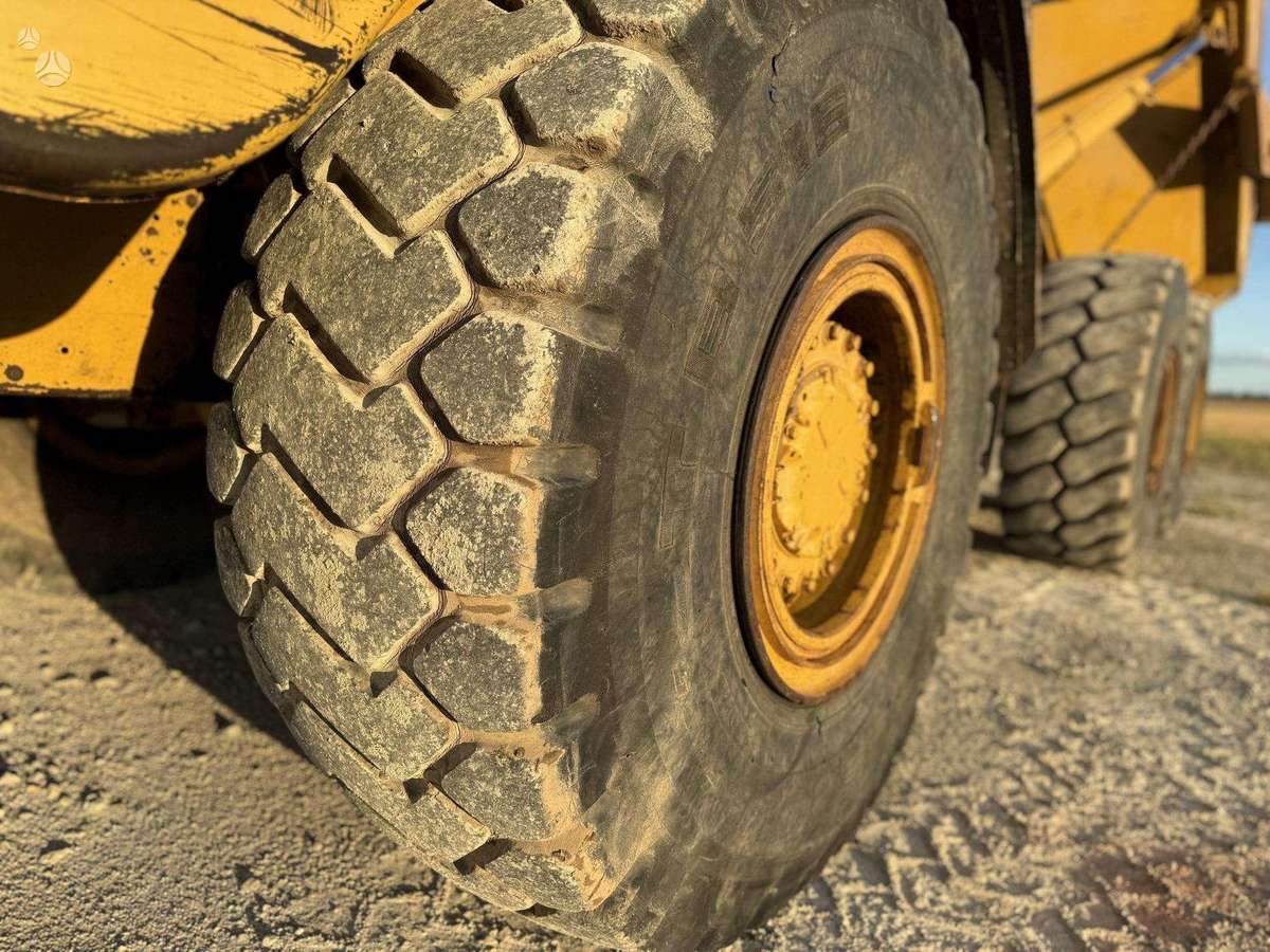 Caterpillar 730, самосвалы