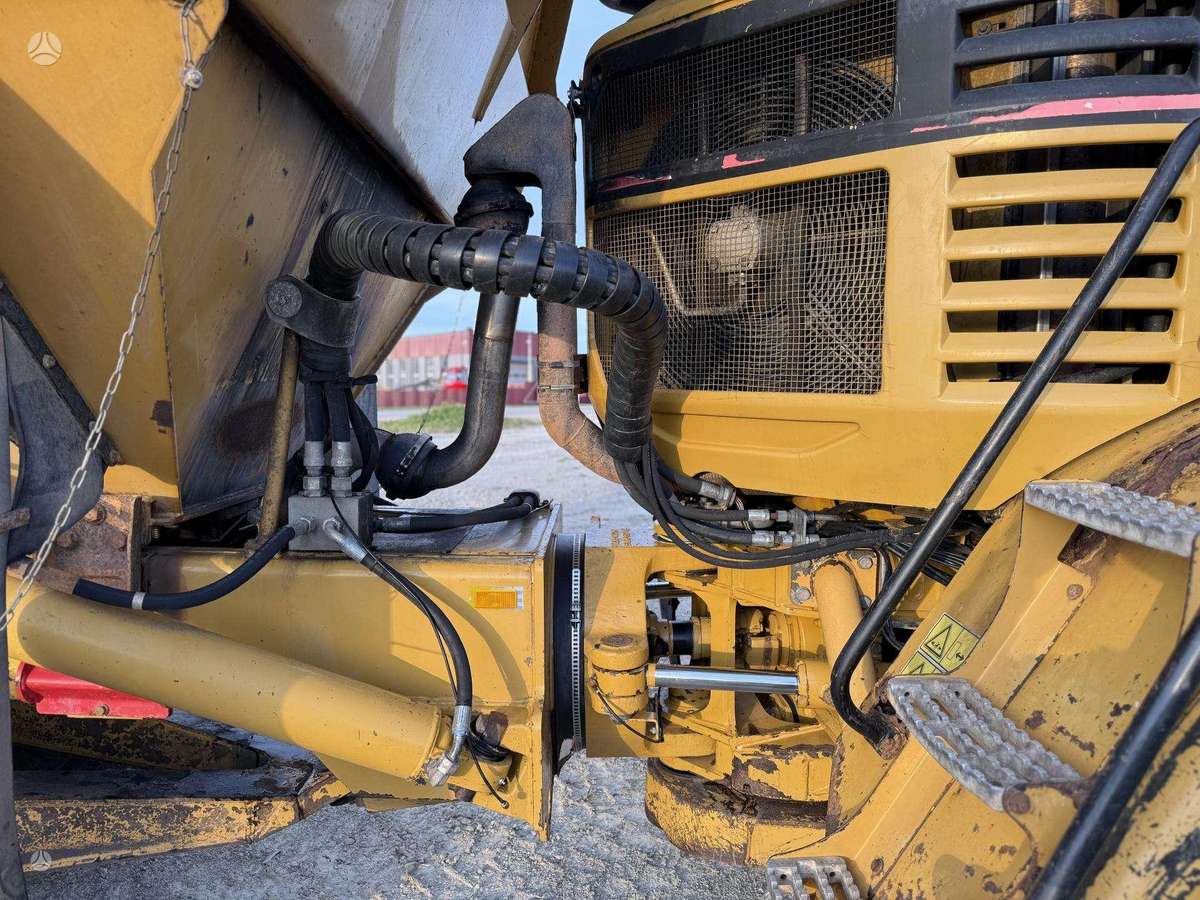 Caterpillar 730, dumpers / tippers