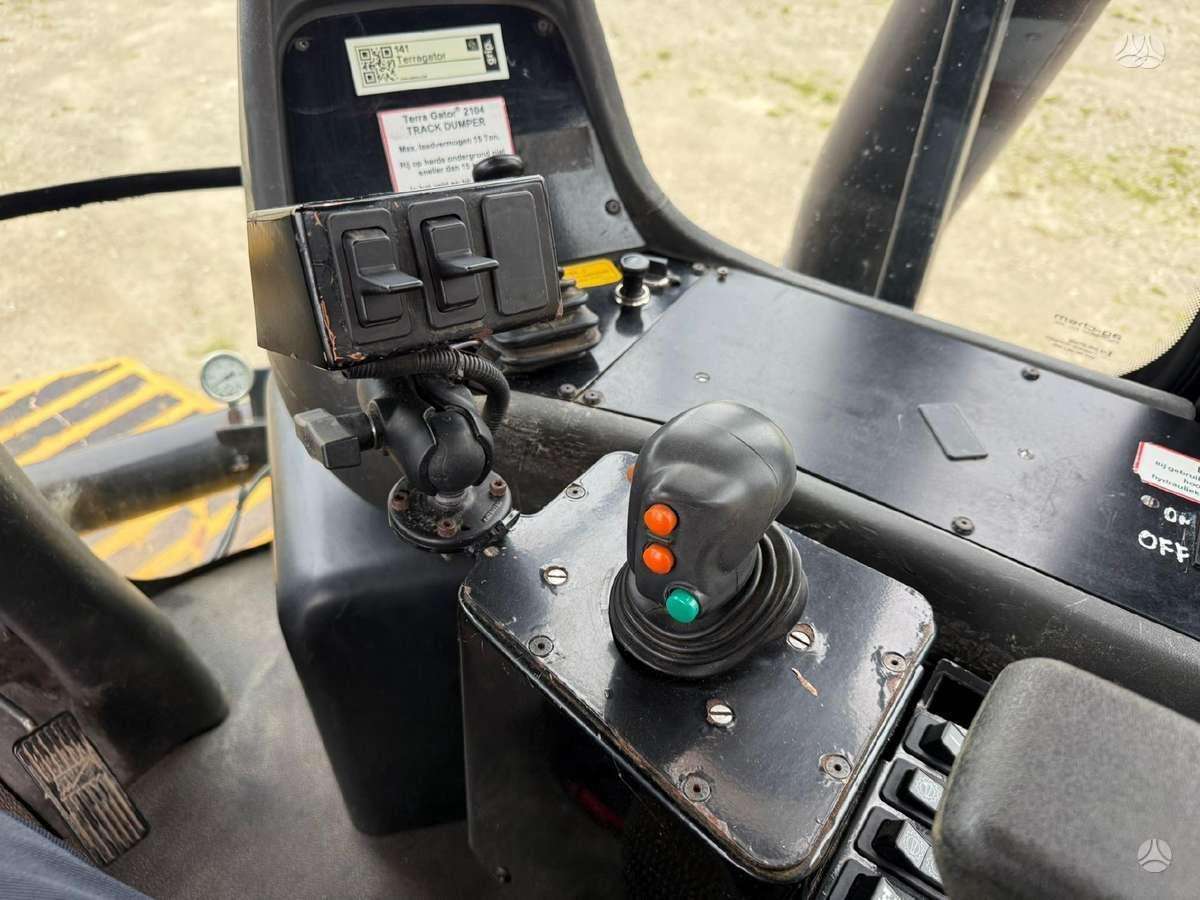 Caterpillar TerraGator 2104 CE&EPA, самосвалы