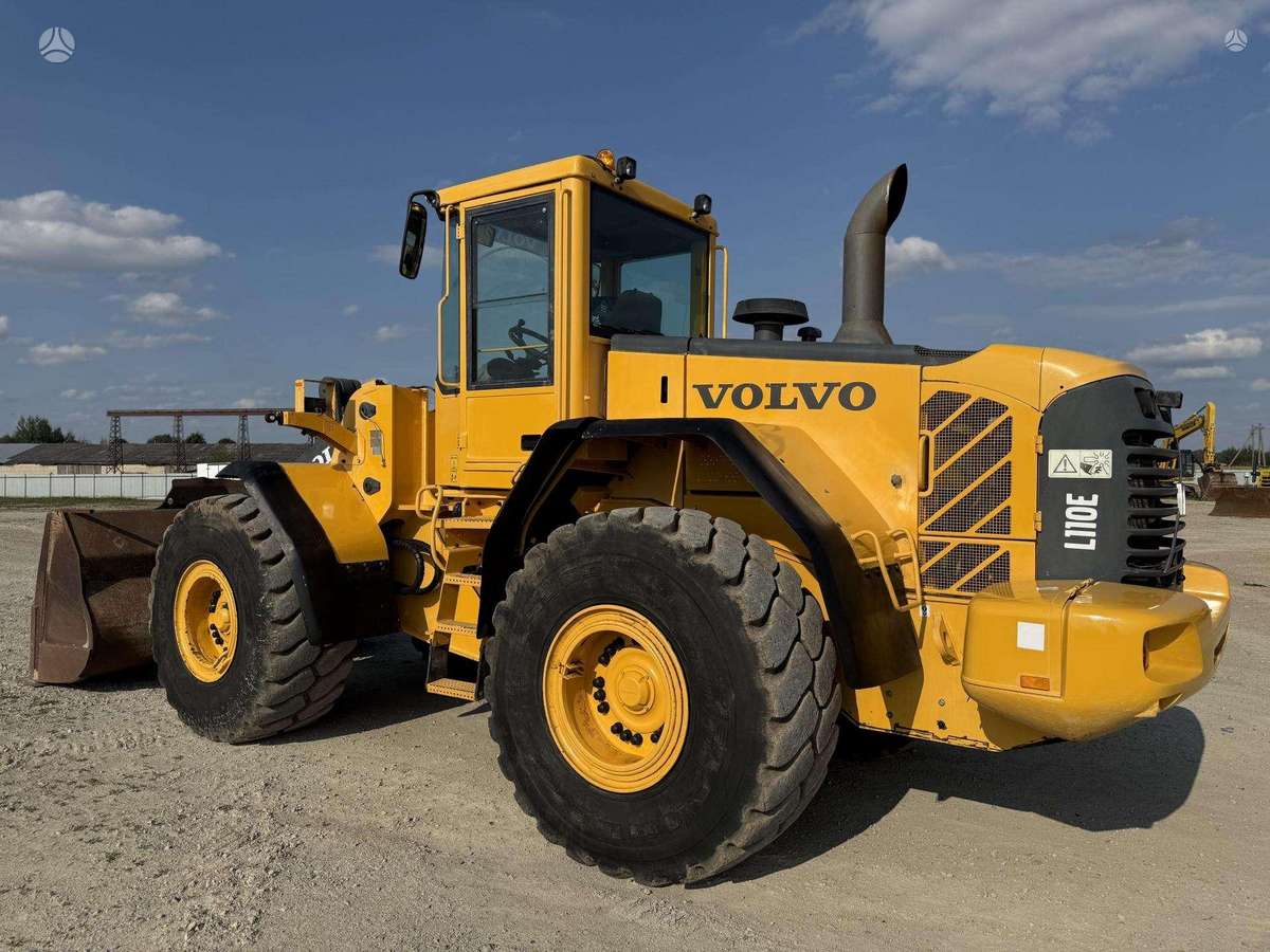 Volvo L 110 E, frontal loader