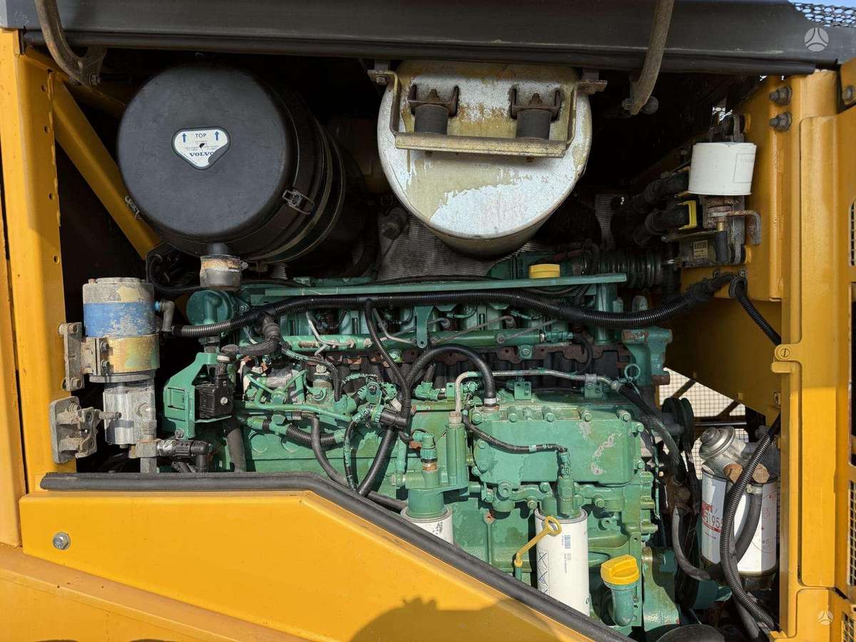 Volvo L 110 E, frontal loader