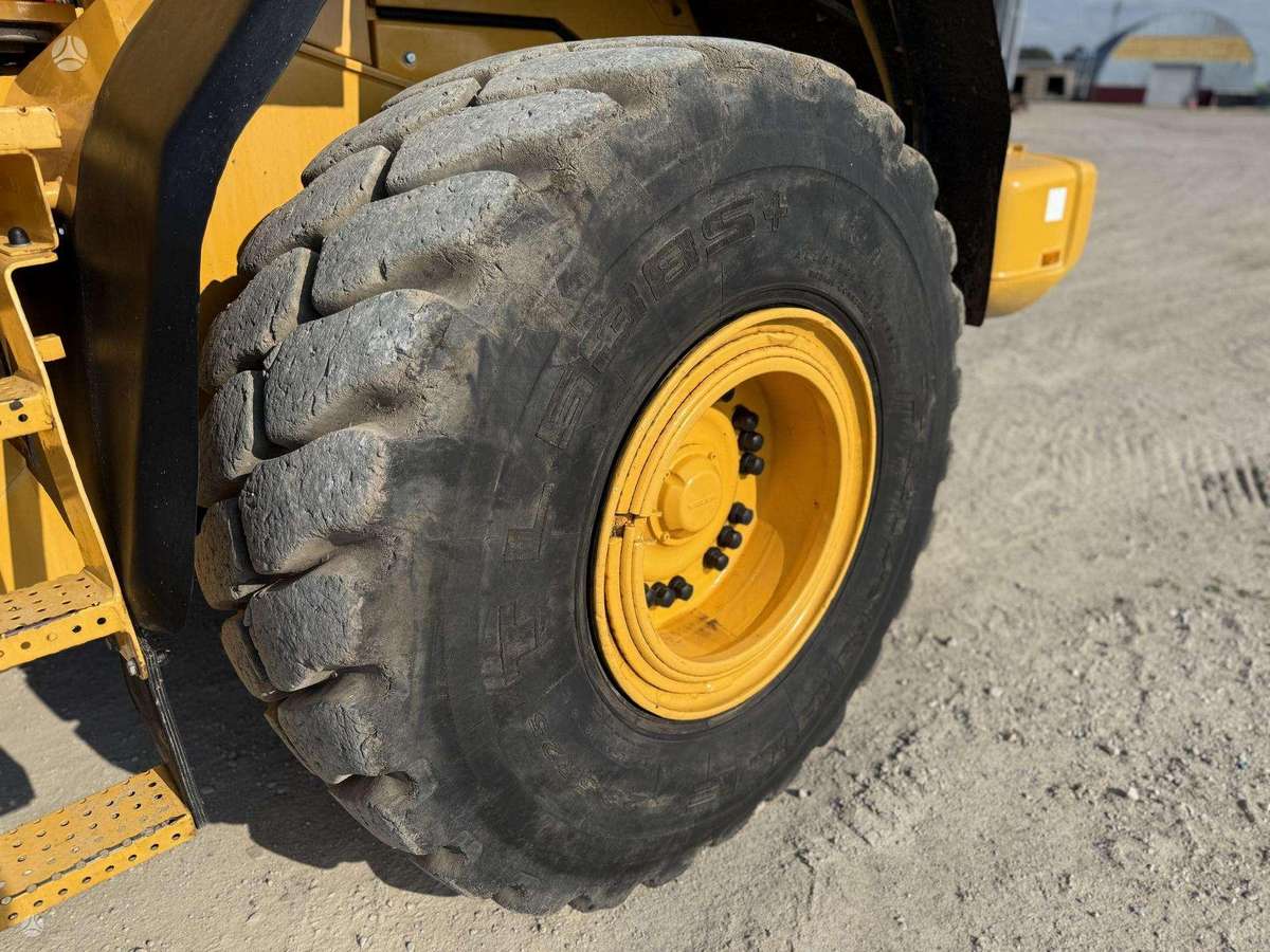 Volvo L 110 E, frontal loader
