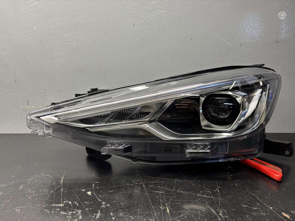 MG ZS body parts