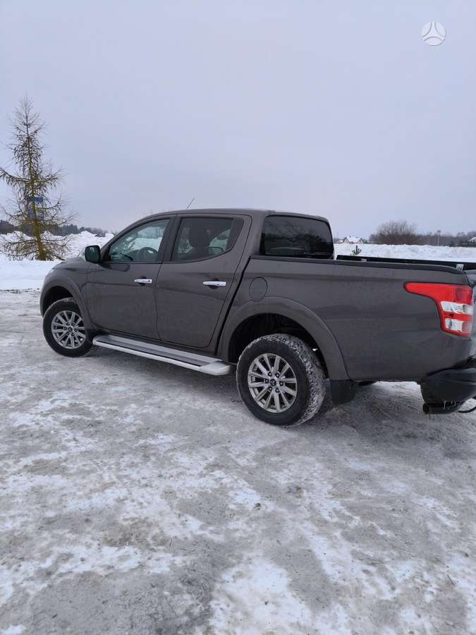 Mitsubishi L200, 2.4 l., pick-up 4