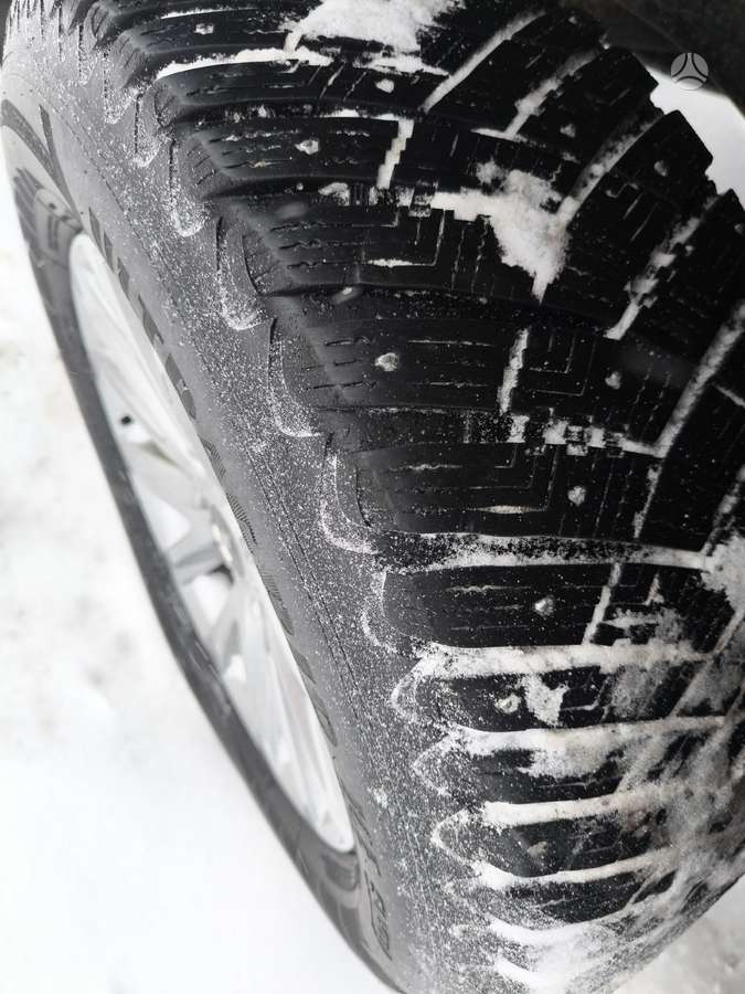 Mitsubishi L200, 2.4 l., pick-up 14