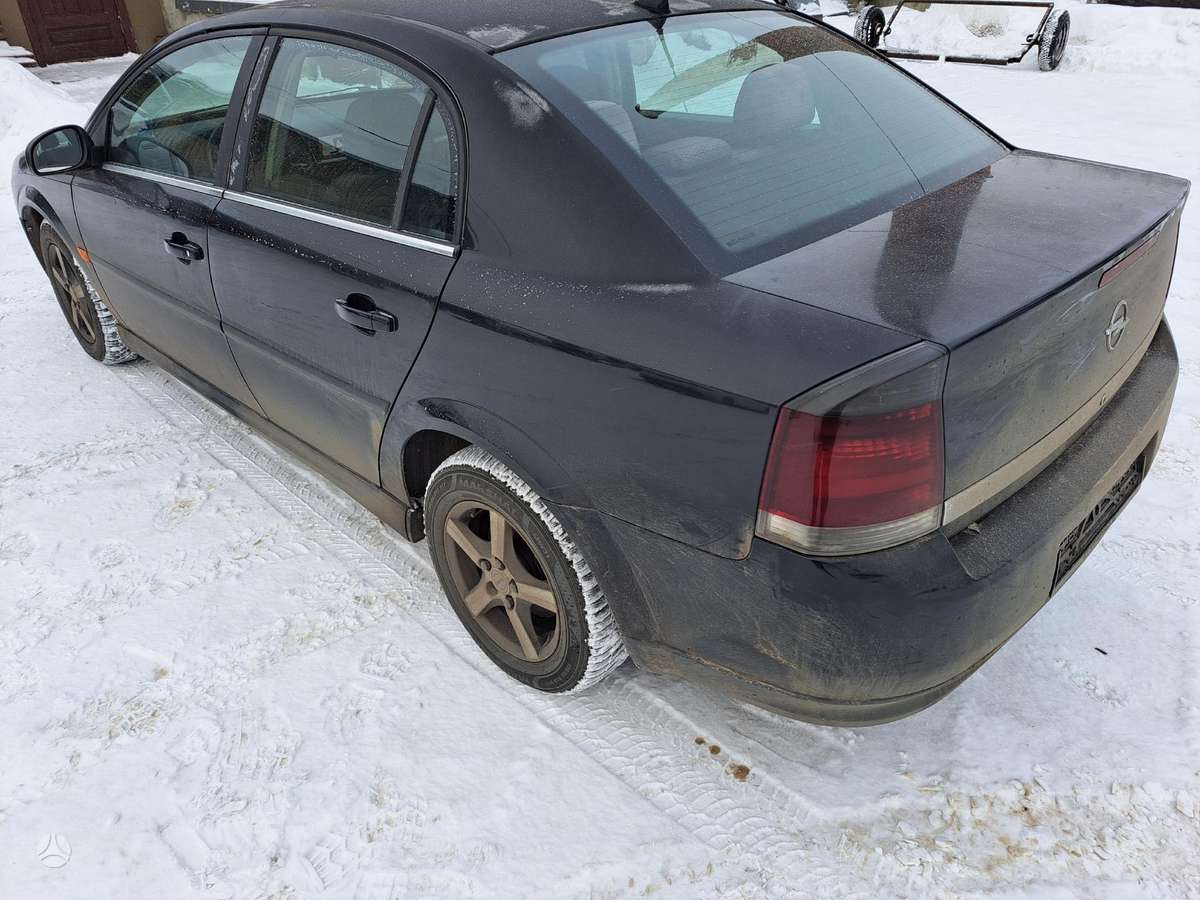 Opel Vectra по частям. Dalimis