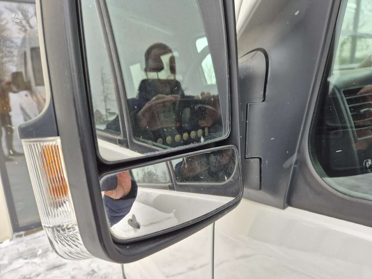 Volkswagen Crafter, 2.0 l., cargo van 12