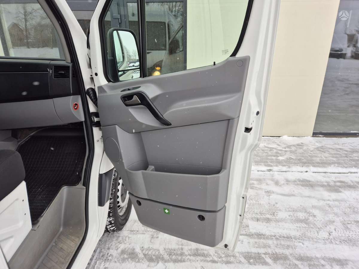 Volkswagen Crafter, 2.0 l., cargo van 18