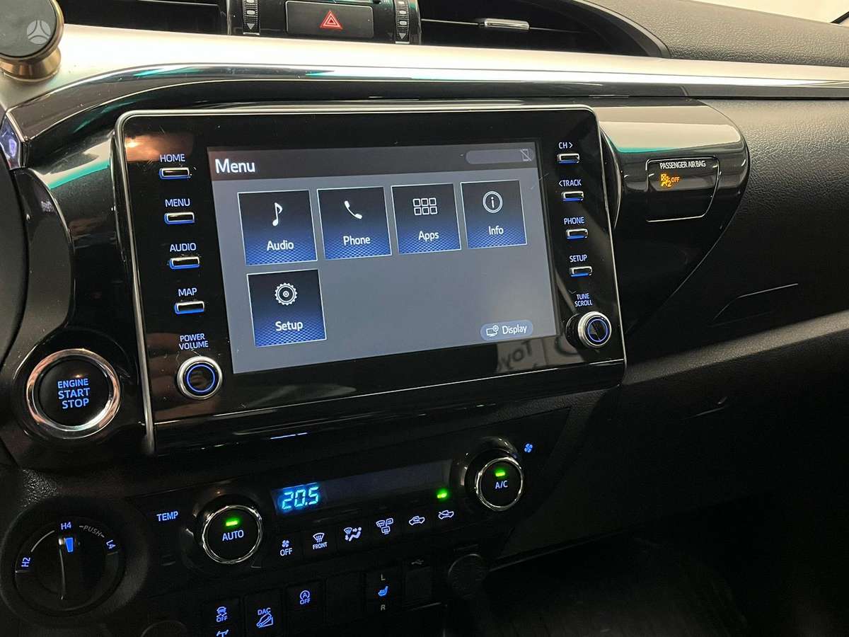 Toyota Hilux, 2.8 l., pick-up 27