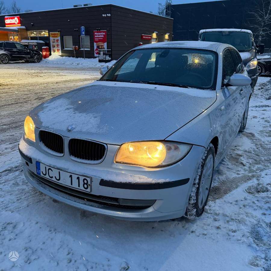 BMW 118, 2.0 l., Хэтчбек