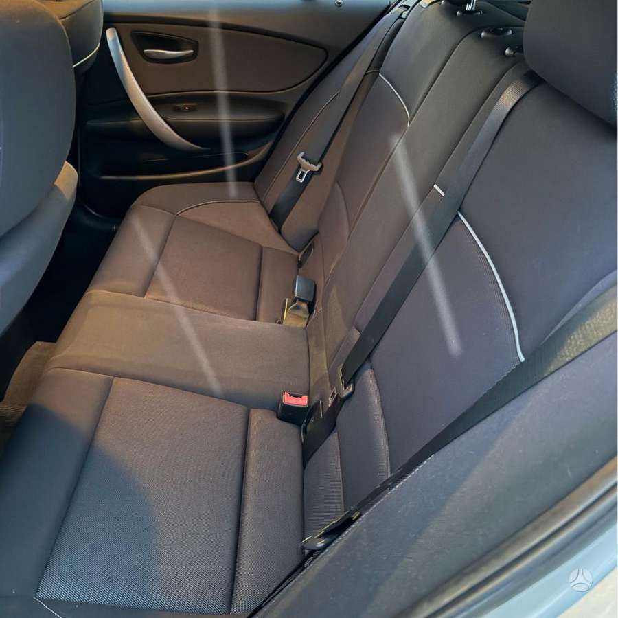 BMW 118, 2.0 l., hatchback