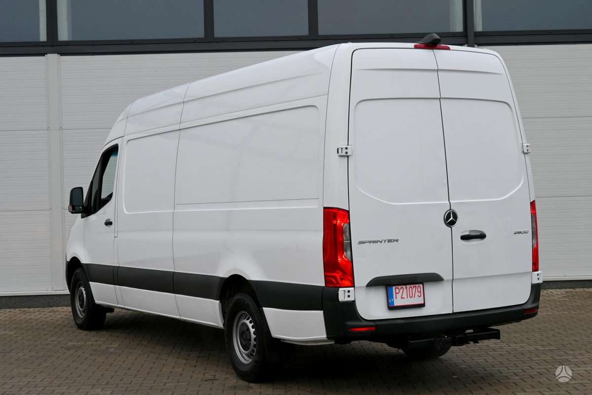 Mercedes-Benz Sprinter, 3.0 l., cargo van 9