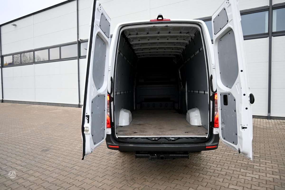 Mercedes-Benz Sprinter, 3.0 l., cargo van 12