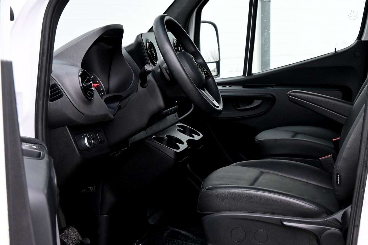 Mercedes-Benz Sprinter, 3.0 l., cargo van 21