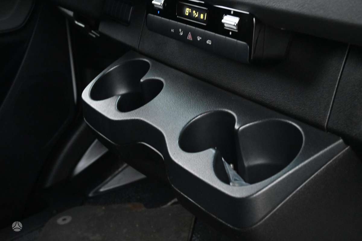 Mercedes-Benz Sprinter, 3.0 l., cargo van 28