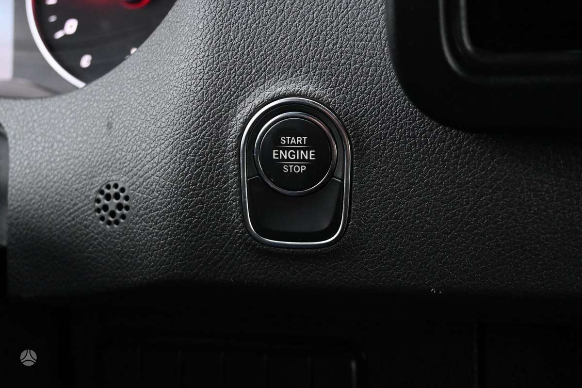 Mercedes-Benz Sprinter, 3.0 l., cargo van 32