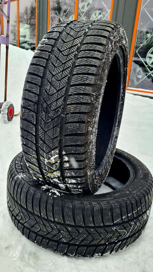 Pirelli, žieminės 245/45 R19