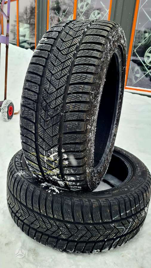 Pirelli, зимние 245/45 R19