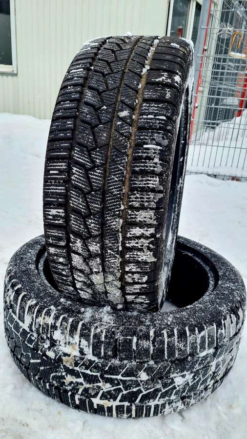 Continental, зимние 245/45 R19