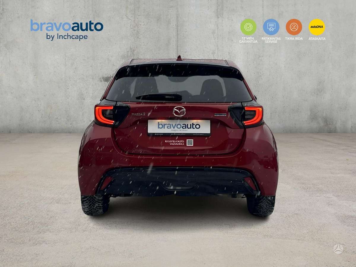 Mazda 2, 1.5 l., off-road / crossover
