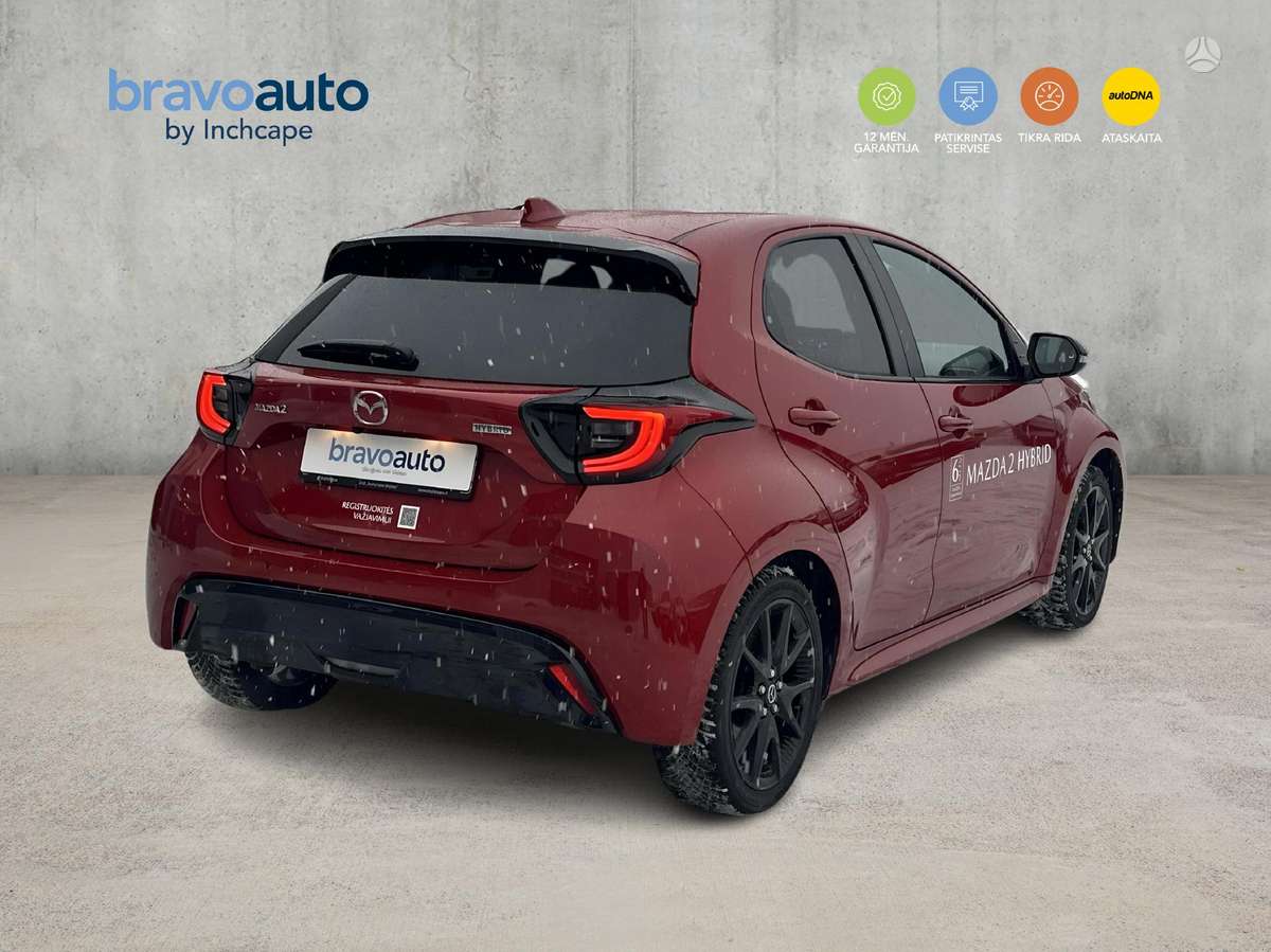 Mazda 2, 1.5 l., off-road / crossover
