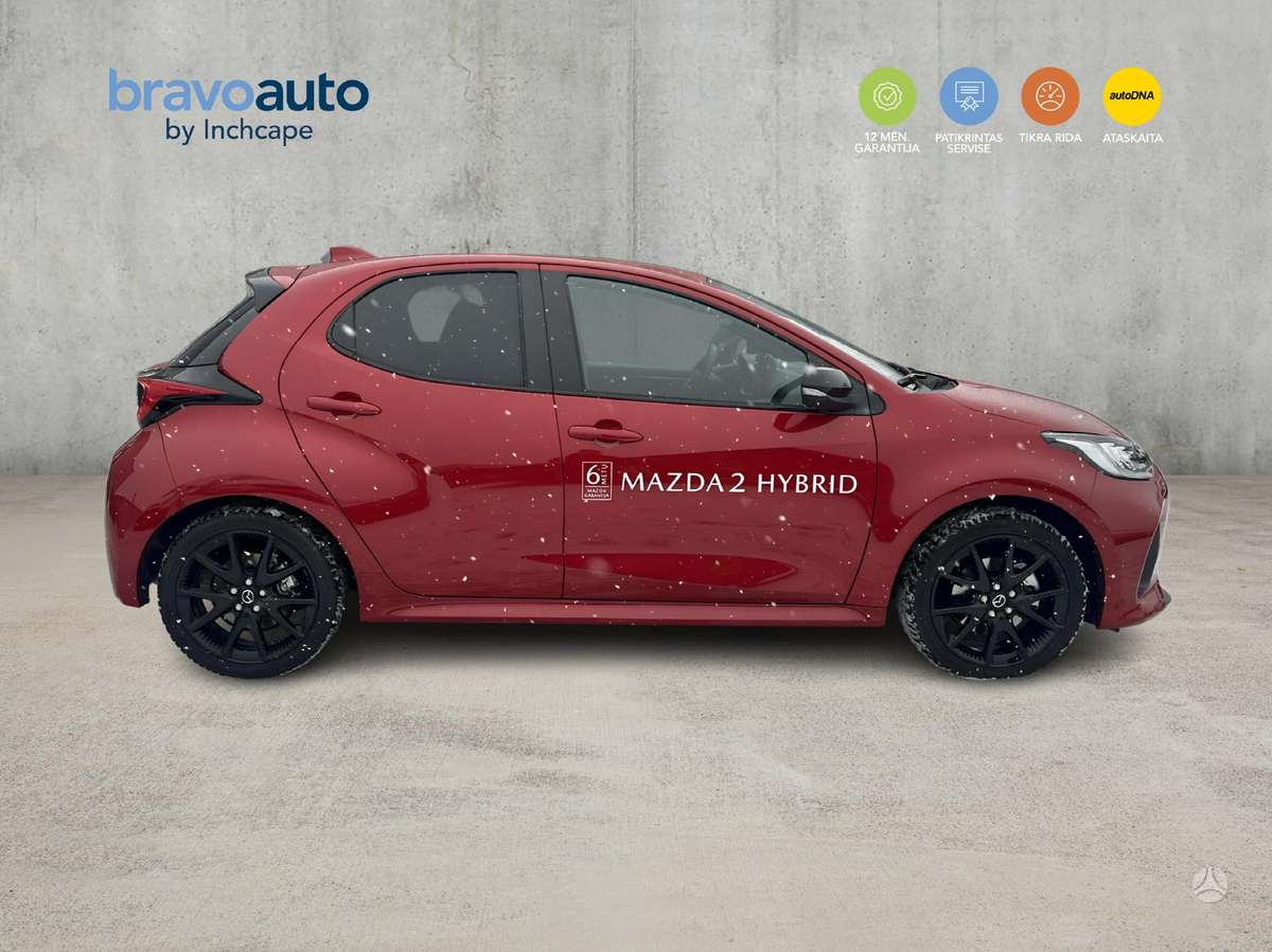 Mazda 2, 1.5 l., off-road / crossover