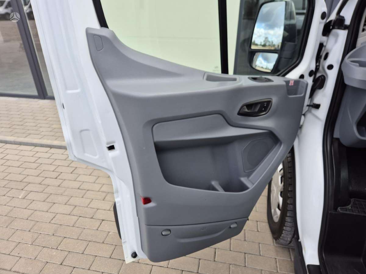 Ford Transit, 2.0 l., cargo van 9