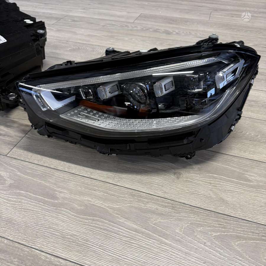 Mercedes-Benz S klasė lights