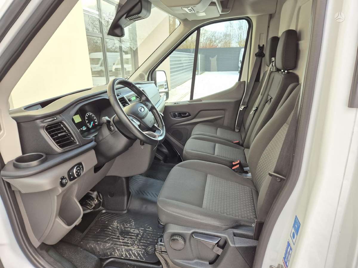 Ford Transit, 2.0 l., cargo van 9
