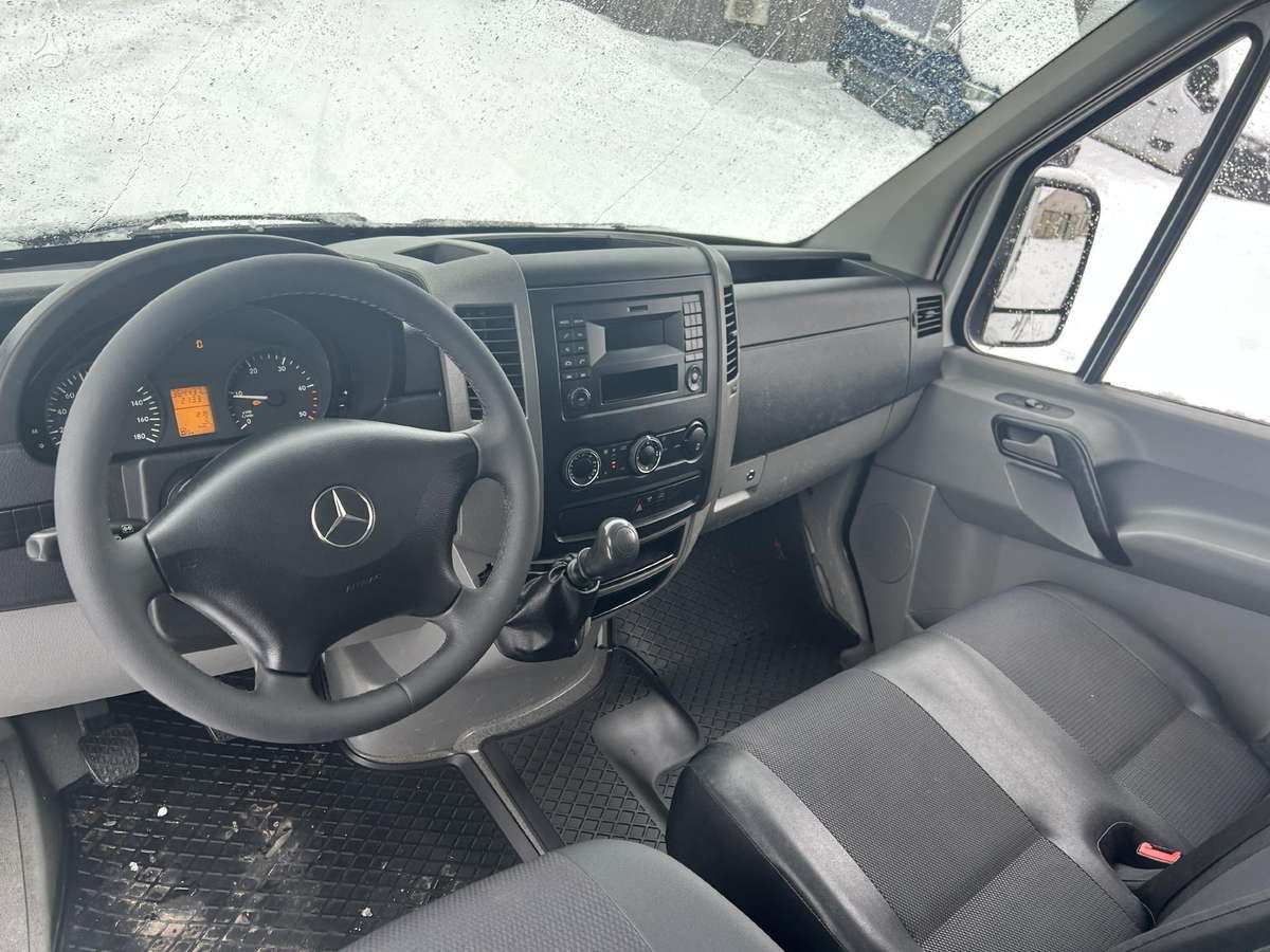 Mercedes-Benz Sprinter, 2.1 l., cargo van 8