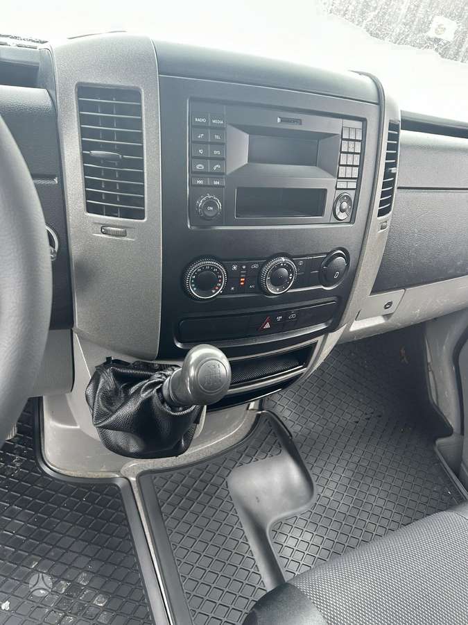 Mercedes-Benz Sprinter, 2.1 l., cargo van 10