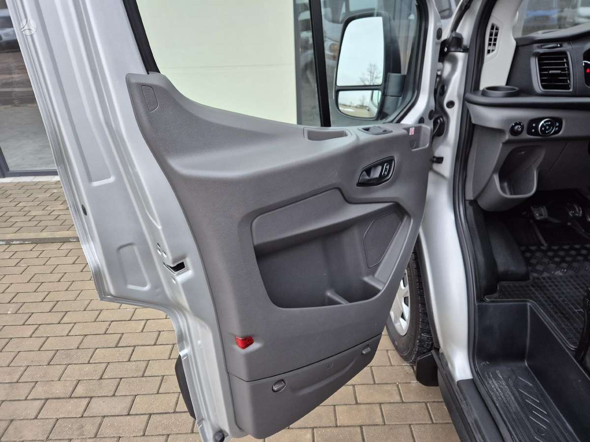 Ford Transit, 2.0 l., cargo van 9