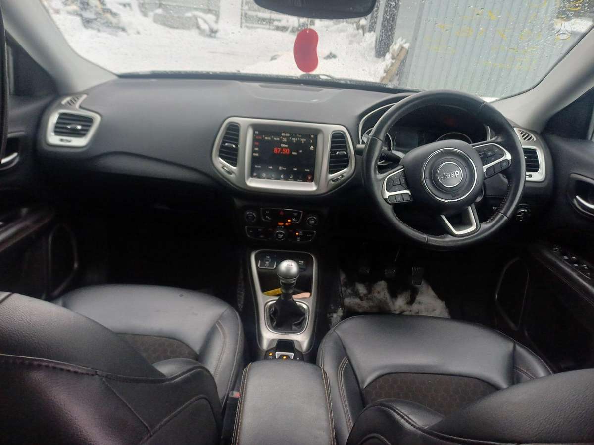 Jeep Compass dalimis. Engine code ejj color code paf qaf grigio chiar