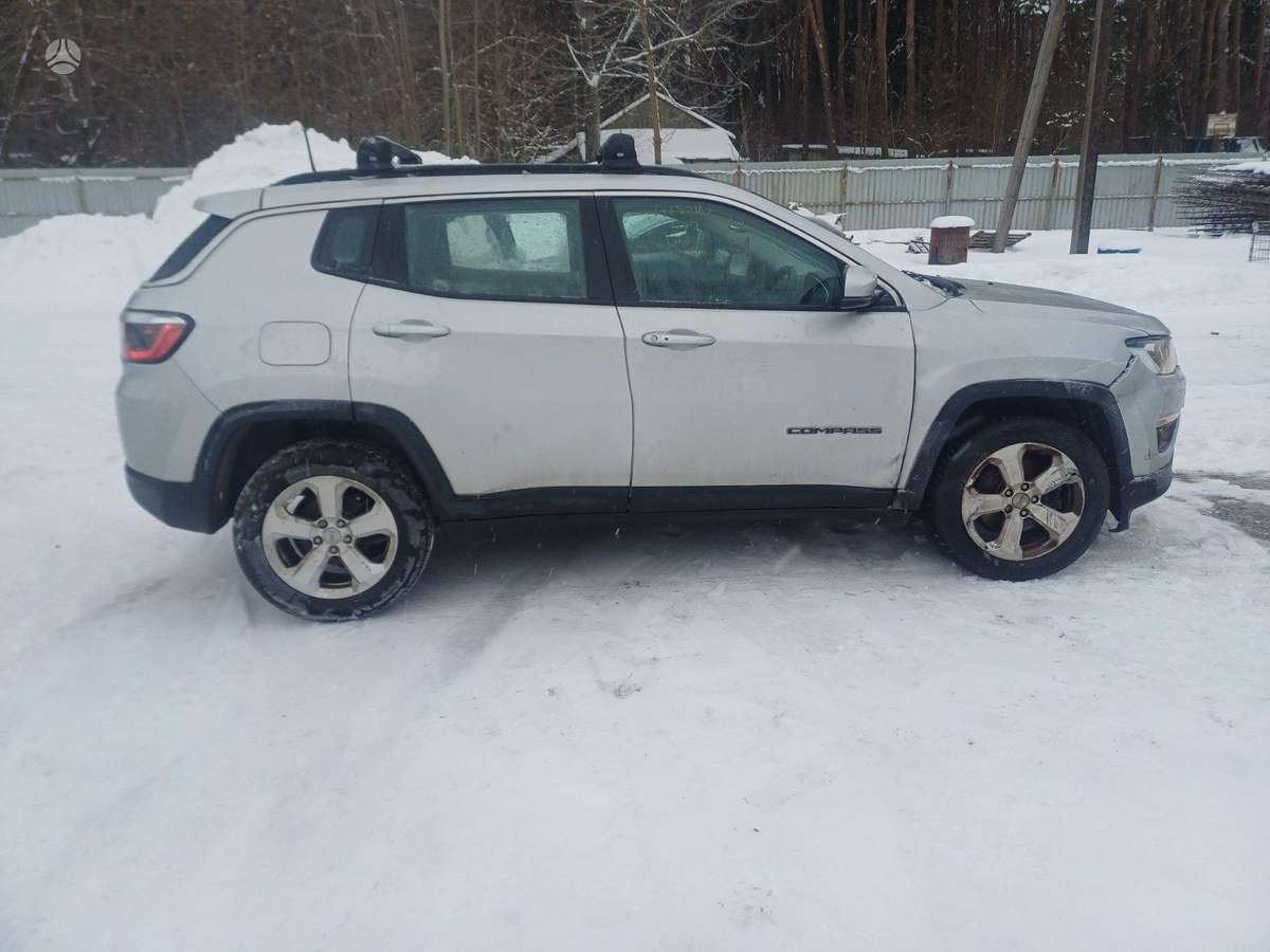 Jeep Compass dalimis. Engine code ejj color code paf qaf grigio chiar