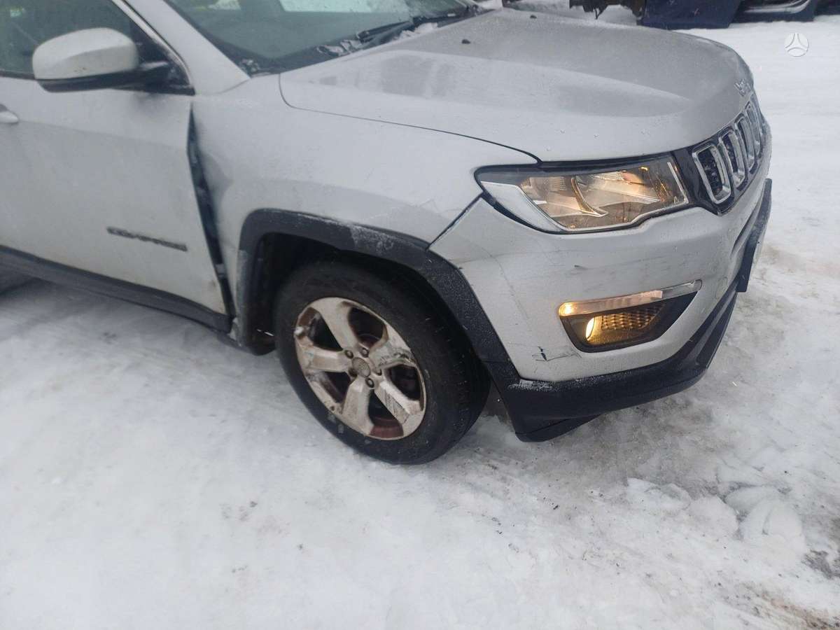 Jeep Compass dalimis. Engine code ejj color code paf qaf grigio chiar