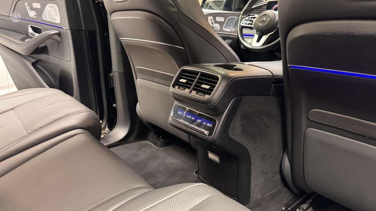 Mercedes-Benz GLS400, 3.0 l., pick-up 16