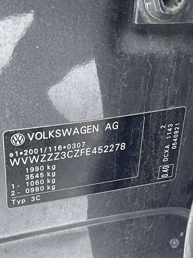 Volkswagen Passat for parts