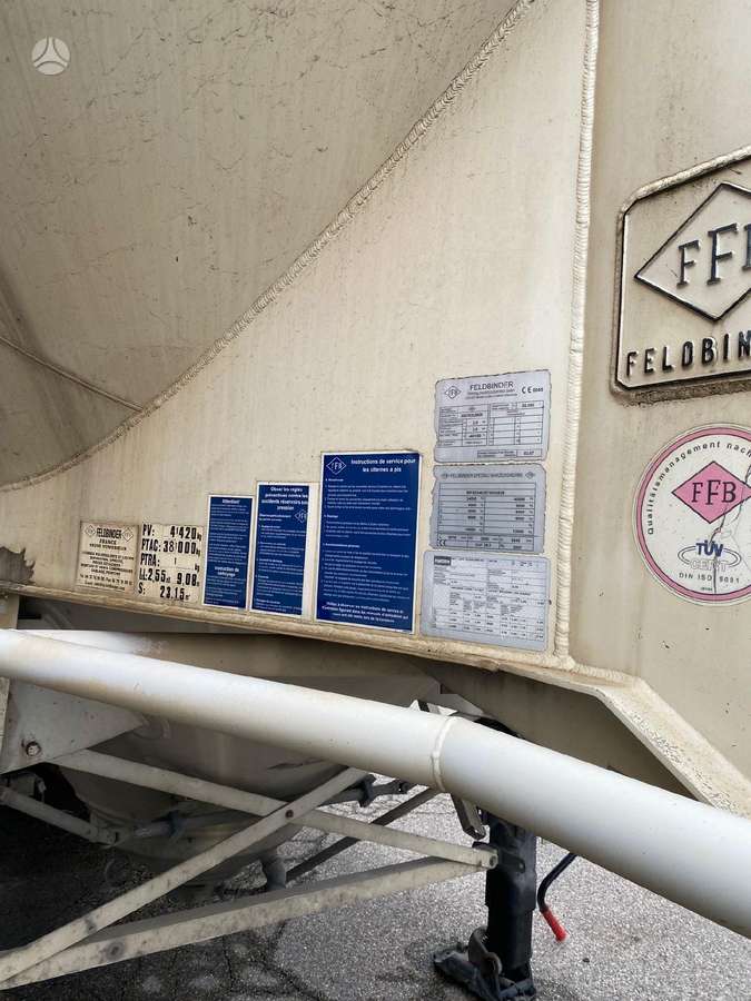 Feltbinnder Cement Silo, cisternas